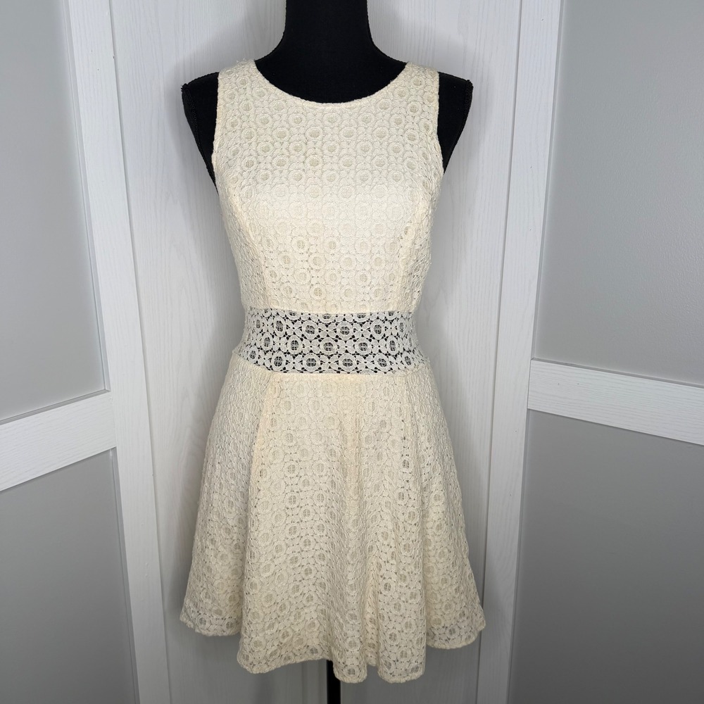 Y2K Mudd Lace Fit and Flare Dress Women Medium Cream Sleeveless Crochet Waist